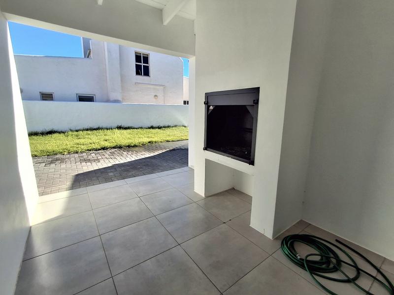 3 Bedroom Property for Sale in Lampiesbaai Western Cape